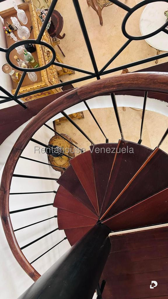 Casa en Lomas de Chuao, Caracas – 12