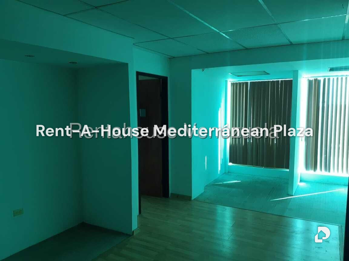 Office in Zona Industrial, Valencia – 26