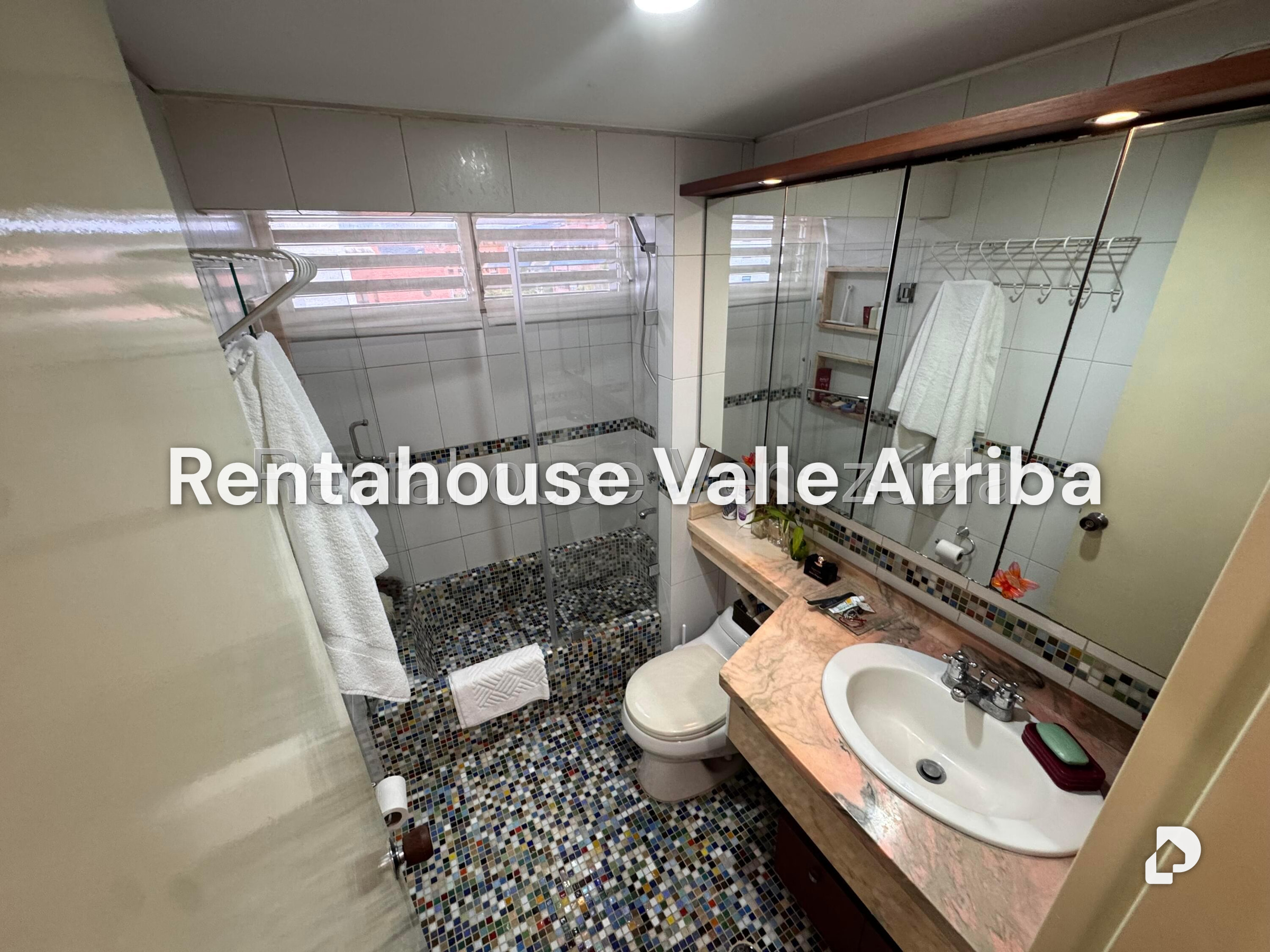 Apartamento en Colinas de Valle Arriba, Caracas – 18