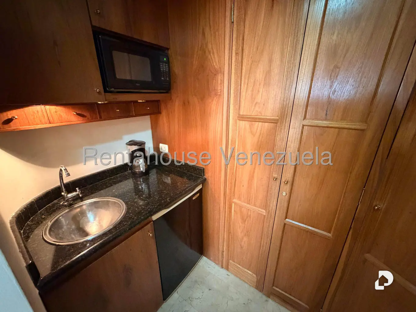 Local comercial en Chacao, Caracas – 12