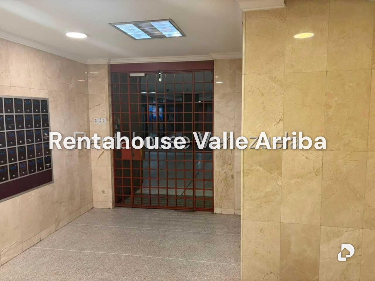 Apartamento en Parroquia Altagracia, Caracas – 15