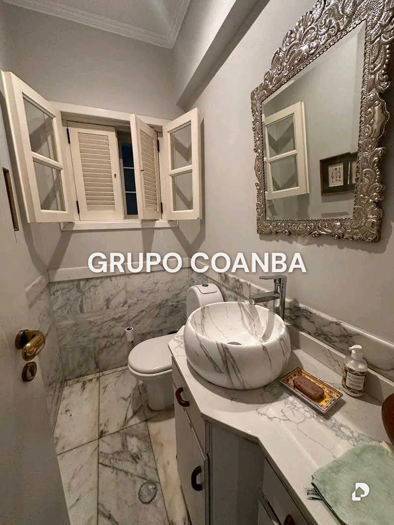 Casa en Altamira, Caracas – 21