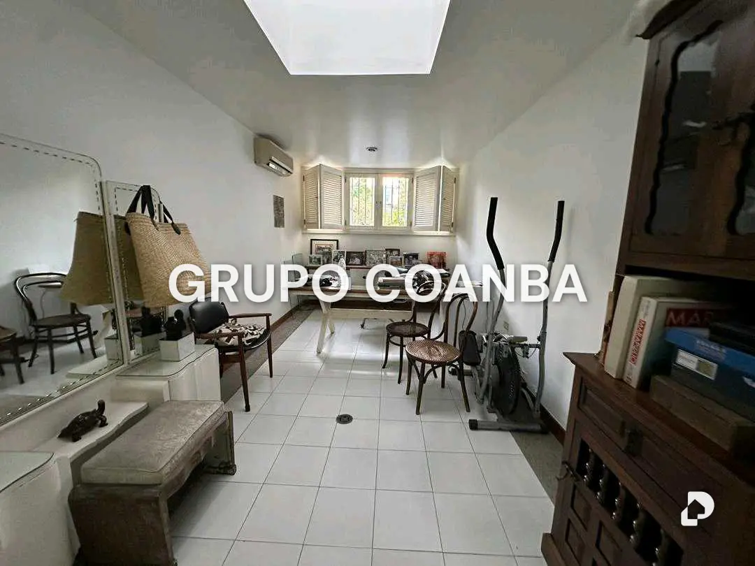 Casa en Altamira, Caracas – 20