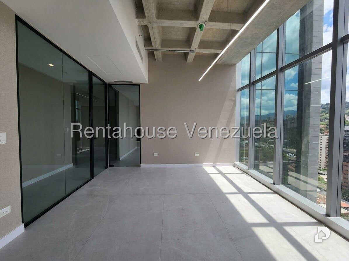 Oficina en Las Mercedes, Caracas – 11