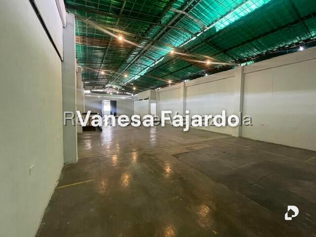 Local comercial en San Juan, Caracas – 11