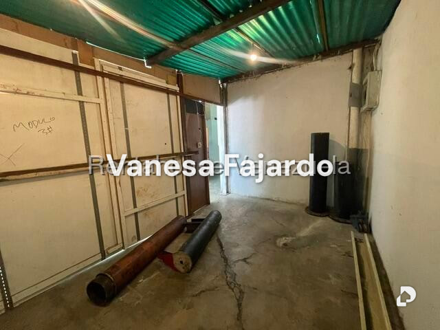 Local comercial en San Juan, Caracas – 24