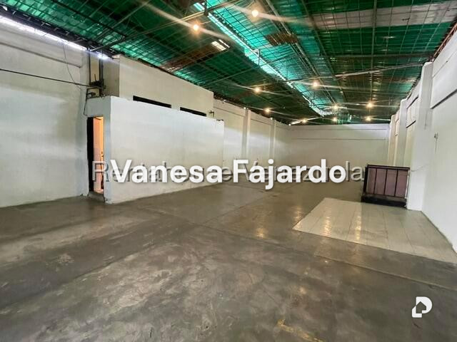 Local comercial en San Juan, Caracas – 19