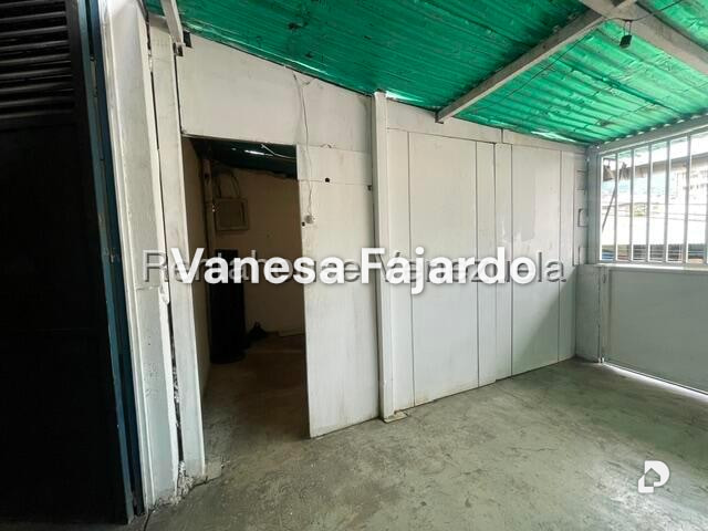 Local comercial en San Juan, Caracas – 2