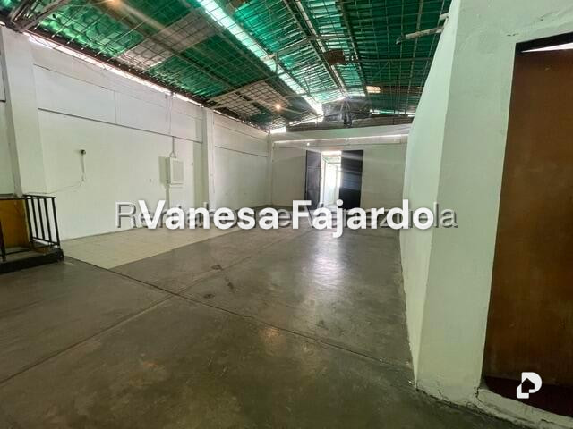 Local comercial en San Juan, Caracas – 16