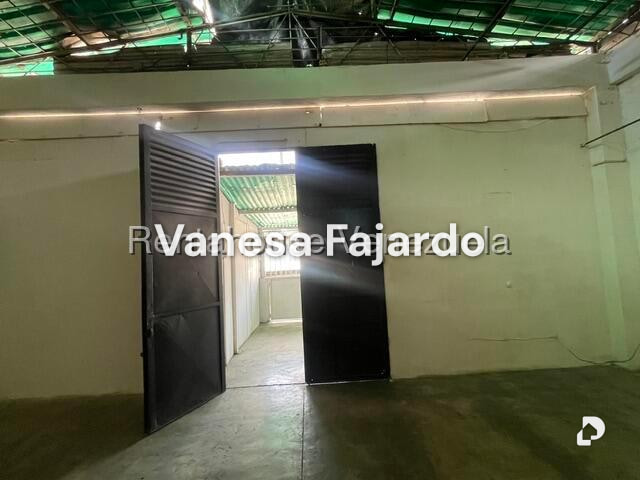 Local comercial en San Juan, Caracas – 18