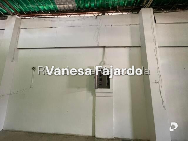 Local comercial en San Juan, Caracas – 17