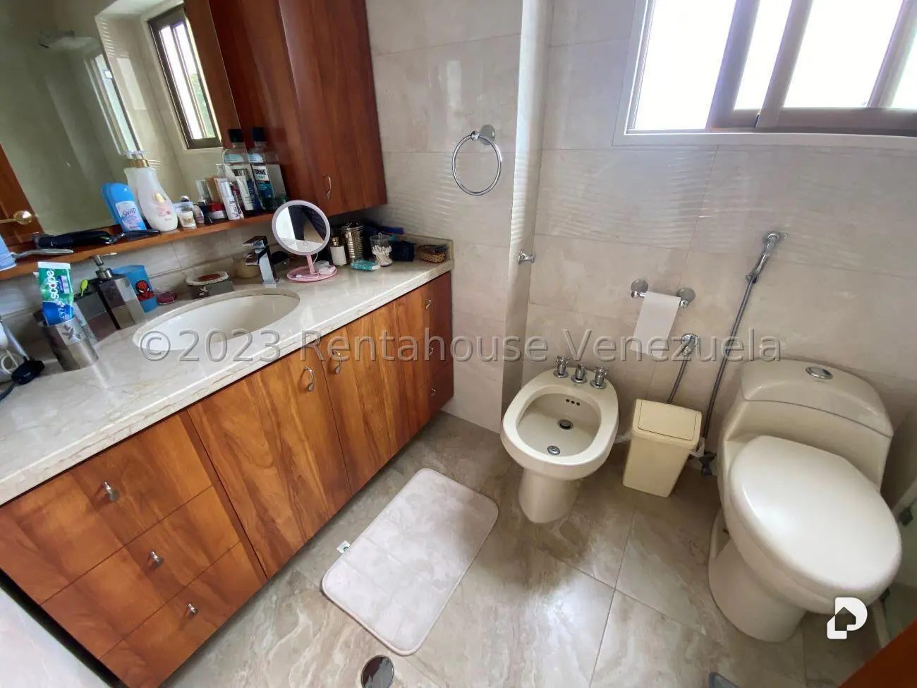 Apartamento en Los Naranjos (del Cafetal), Caracas – 12