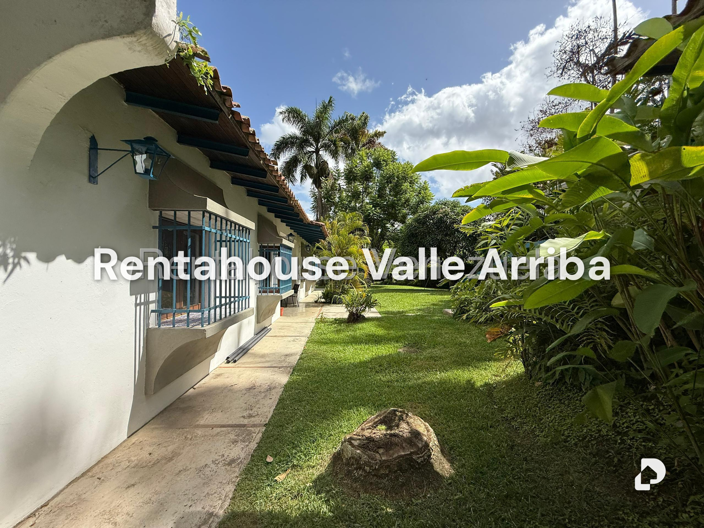 Casa en Cerro Verde, Caracas – 22