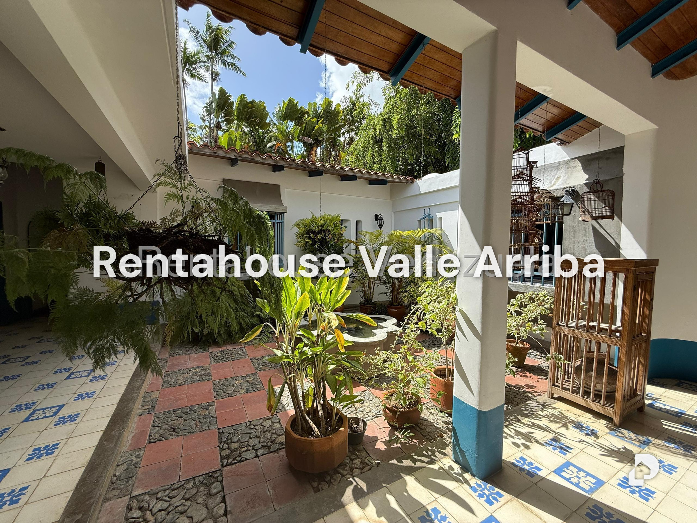 Casa en Cerro Verde, Caracas – 8