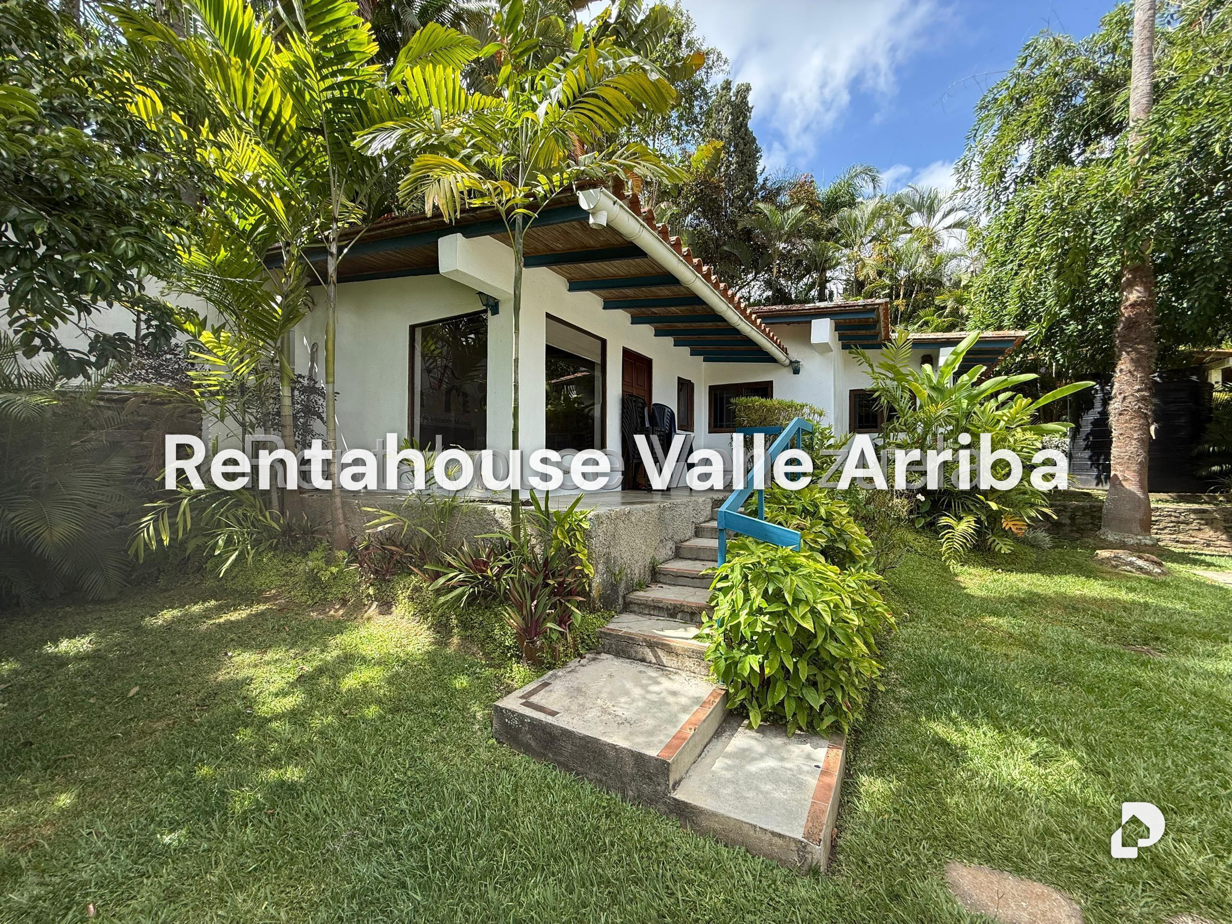 Casa en Cerro Verde, Caracas – 27
