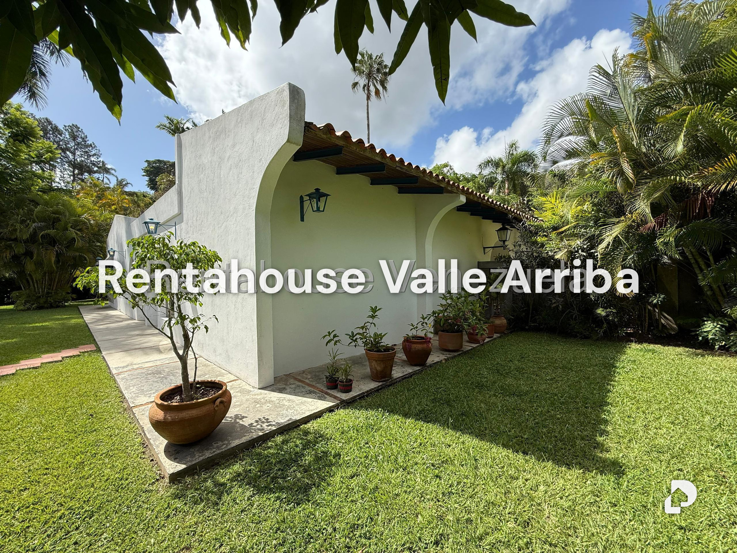 Casa en Cerro Verde, Caracas – 15
