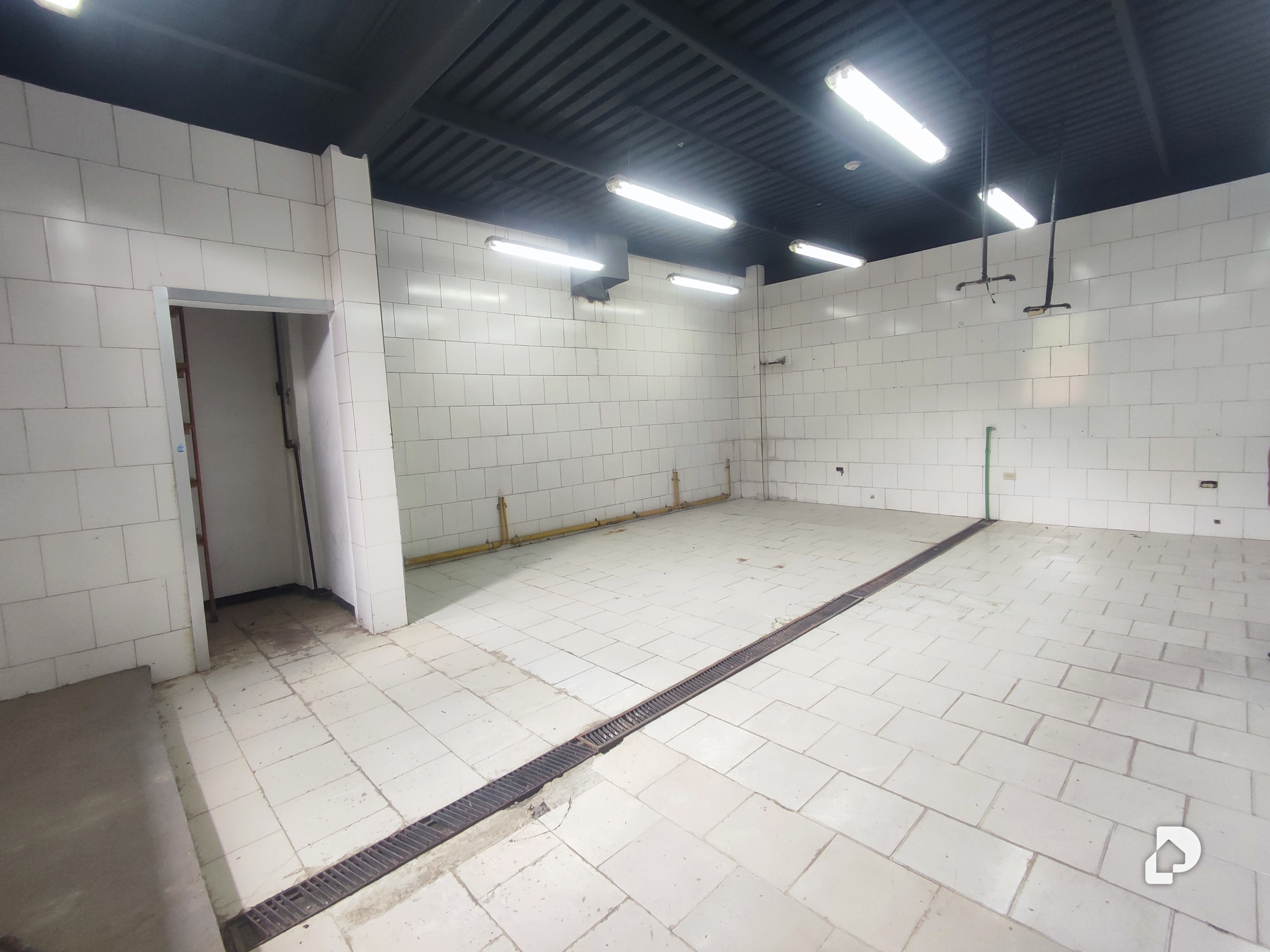 Local comercial en El Hatillo, Caracas – 11