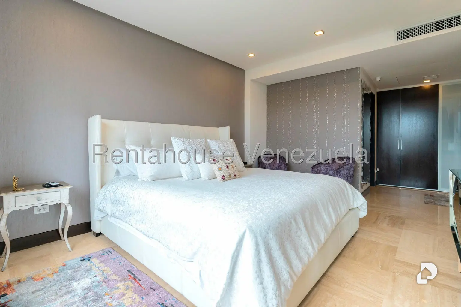 Apartamento en Lomas de Las Mercedes, Caracas – 26