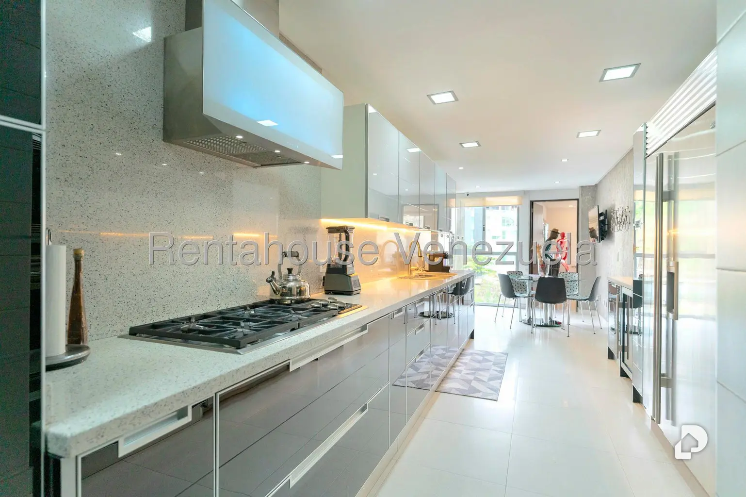 Apartamento en Lomas de Las Mercedes, Caracas – 17