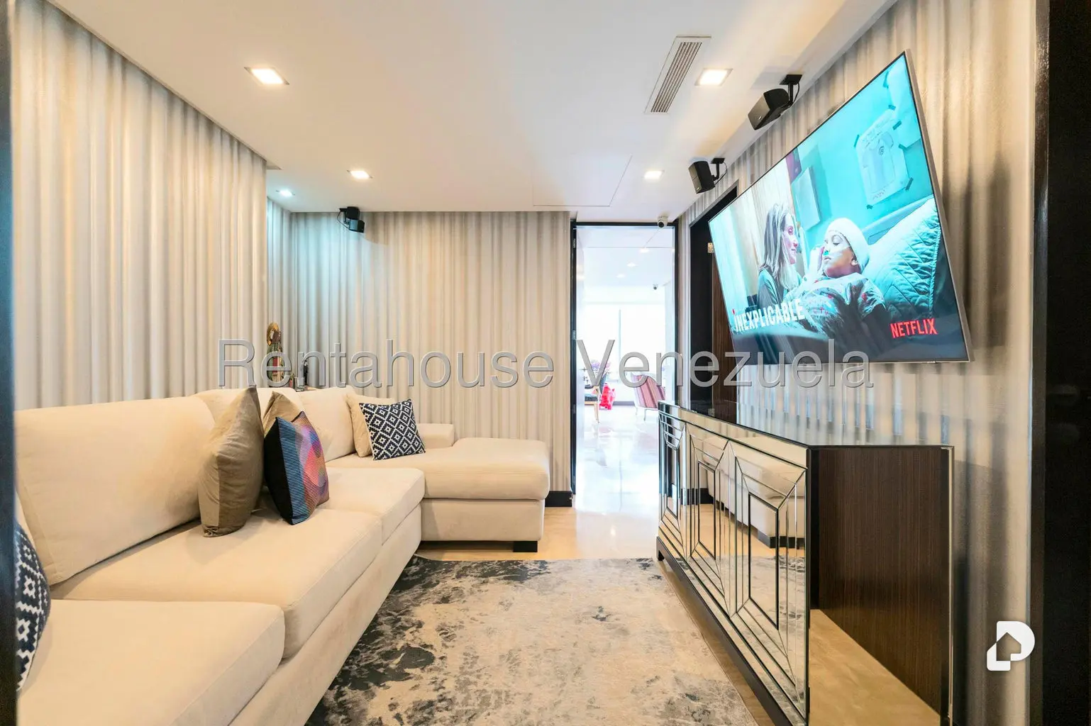 Apartamento en Lomas de Las Mercedes, Caracas – 24