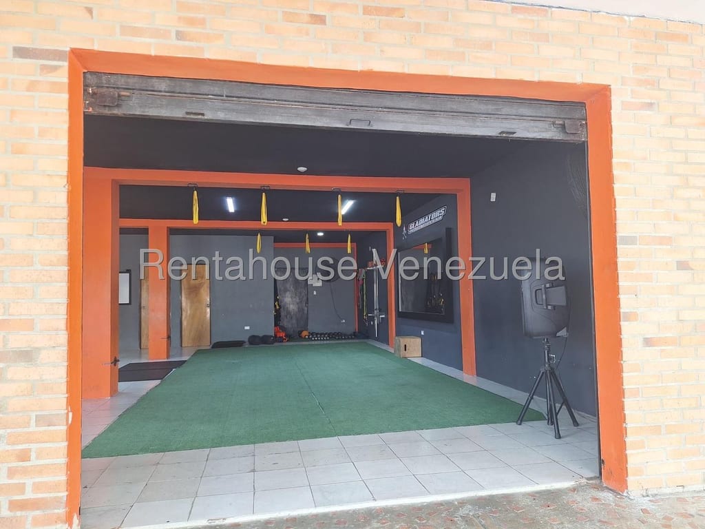 Local comercial en Altos de La Esmeralda, San Diego - 1