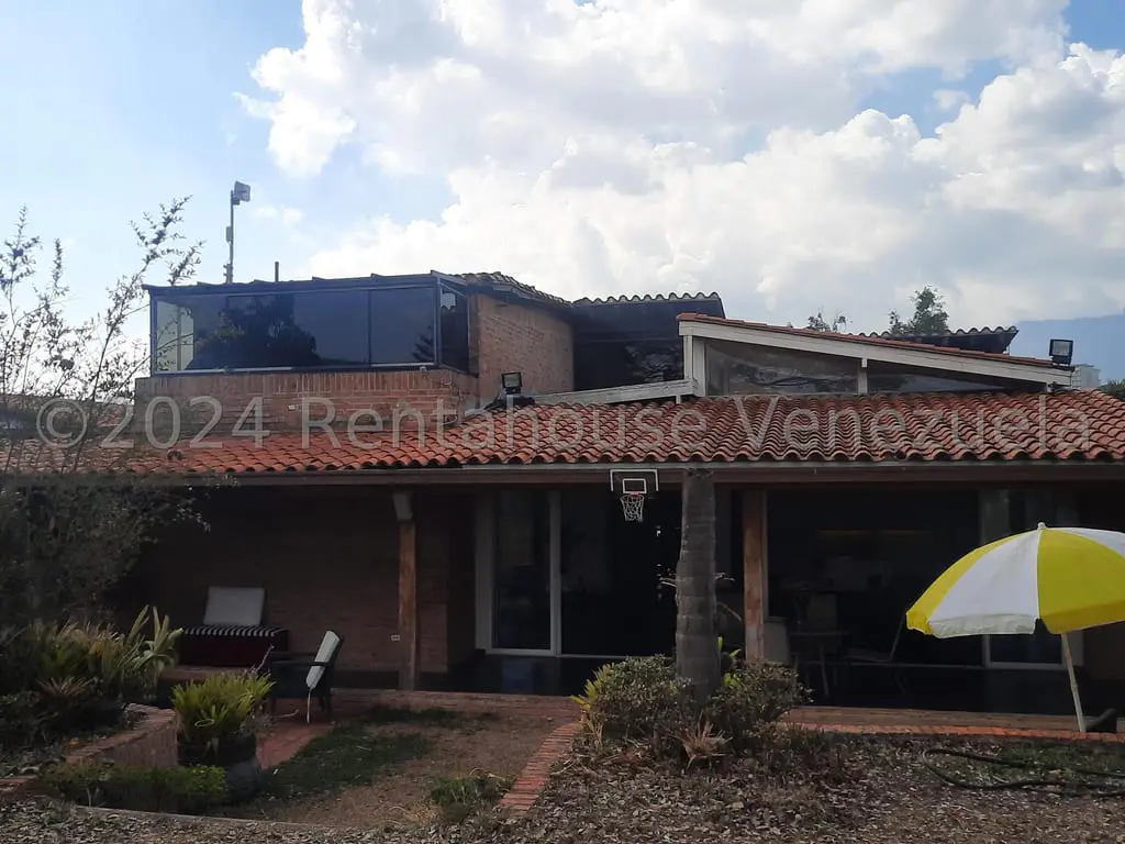 Casa en Cumbres de Curumo, Caracas - 1