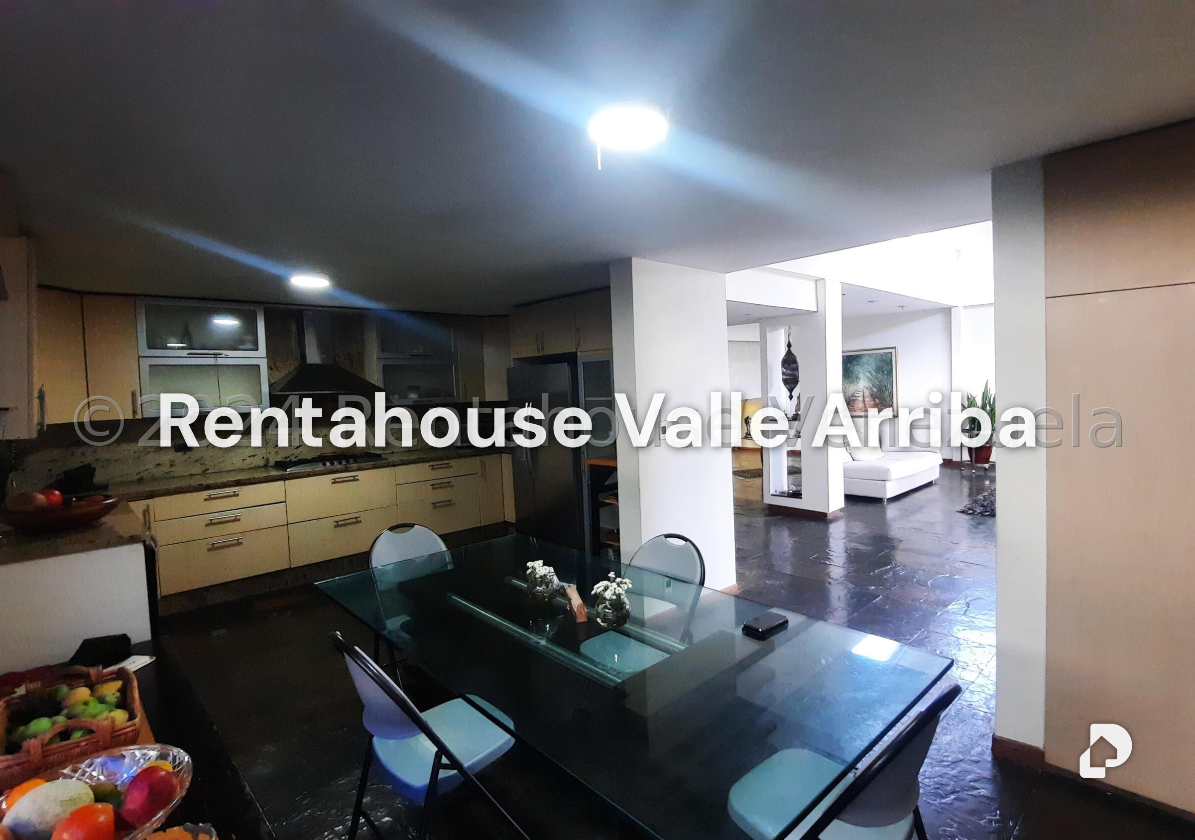 Casa en Cumbres de Curumo, Caracas – 15