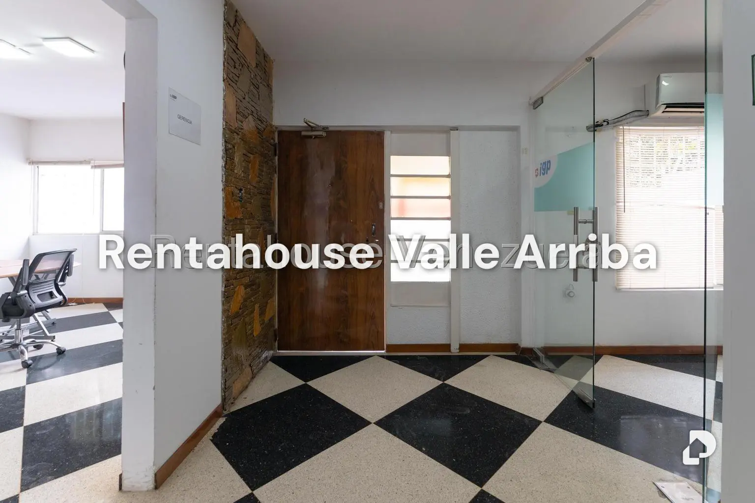 Local comercial en Chuao, Caracas – 26