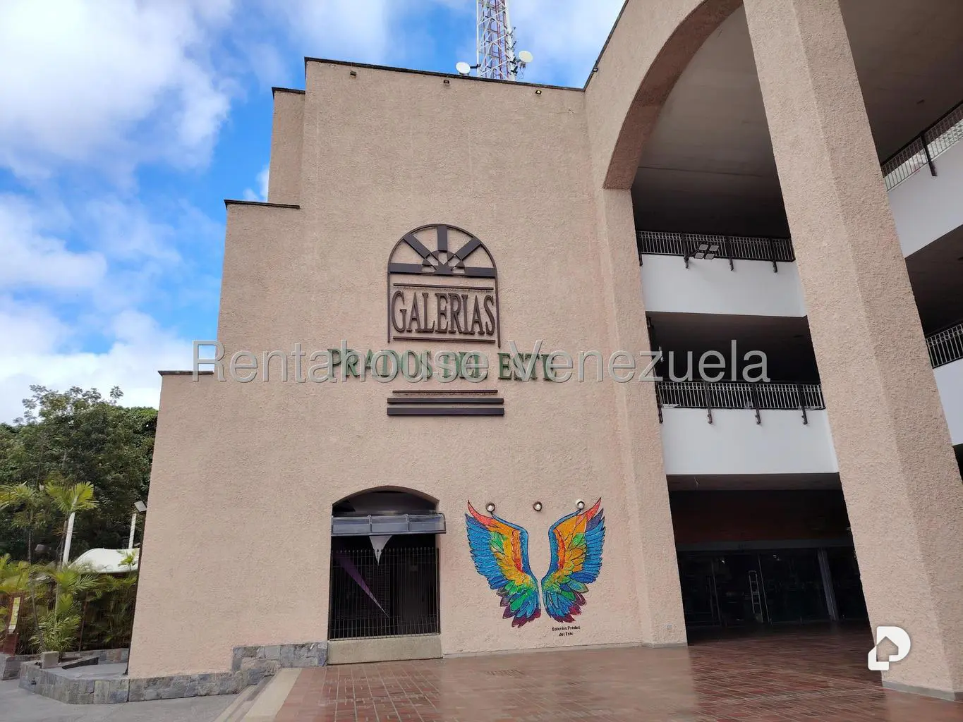 Local comercial en Prados del Este, Caracas
