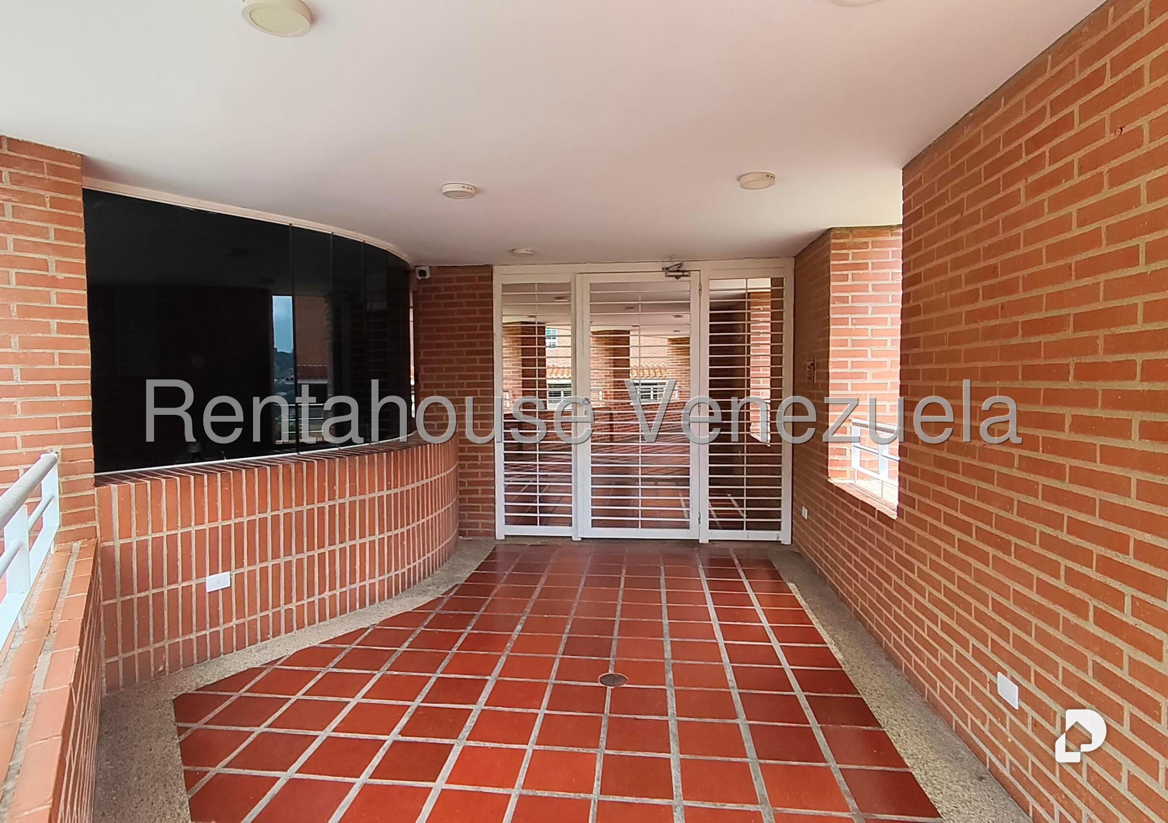 Apartamento en Oripoto, Caracas – 2