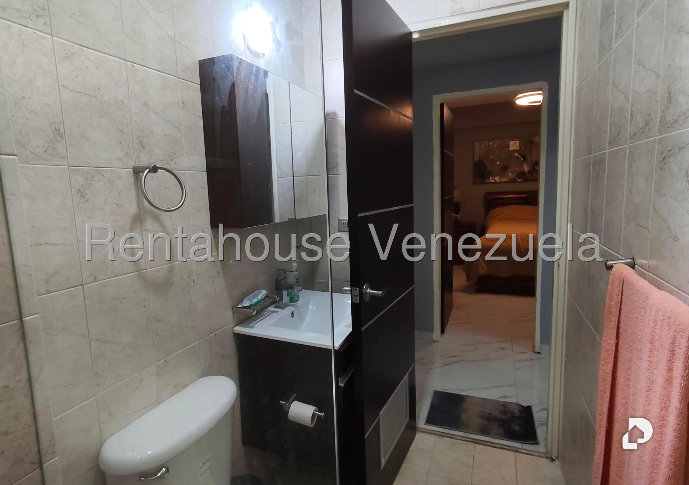 Apartamento en Oripoto, Caracas – 17