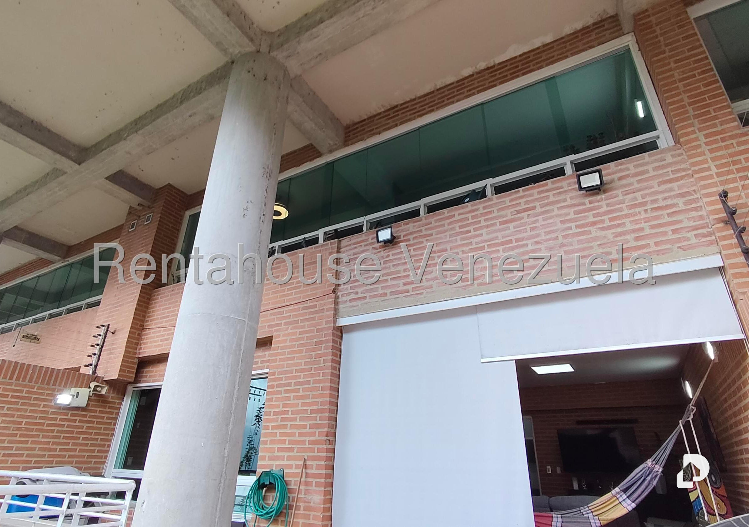 Apartamento en Oripoto, Caracas – 24