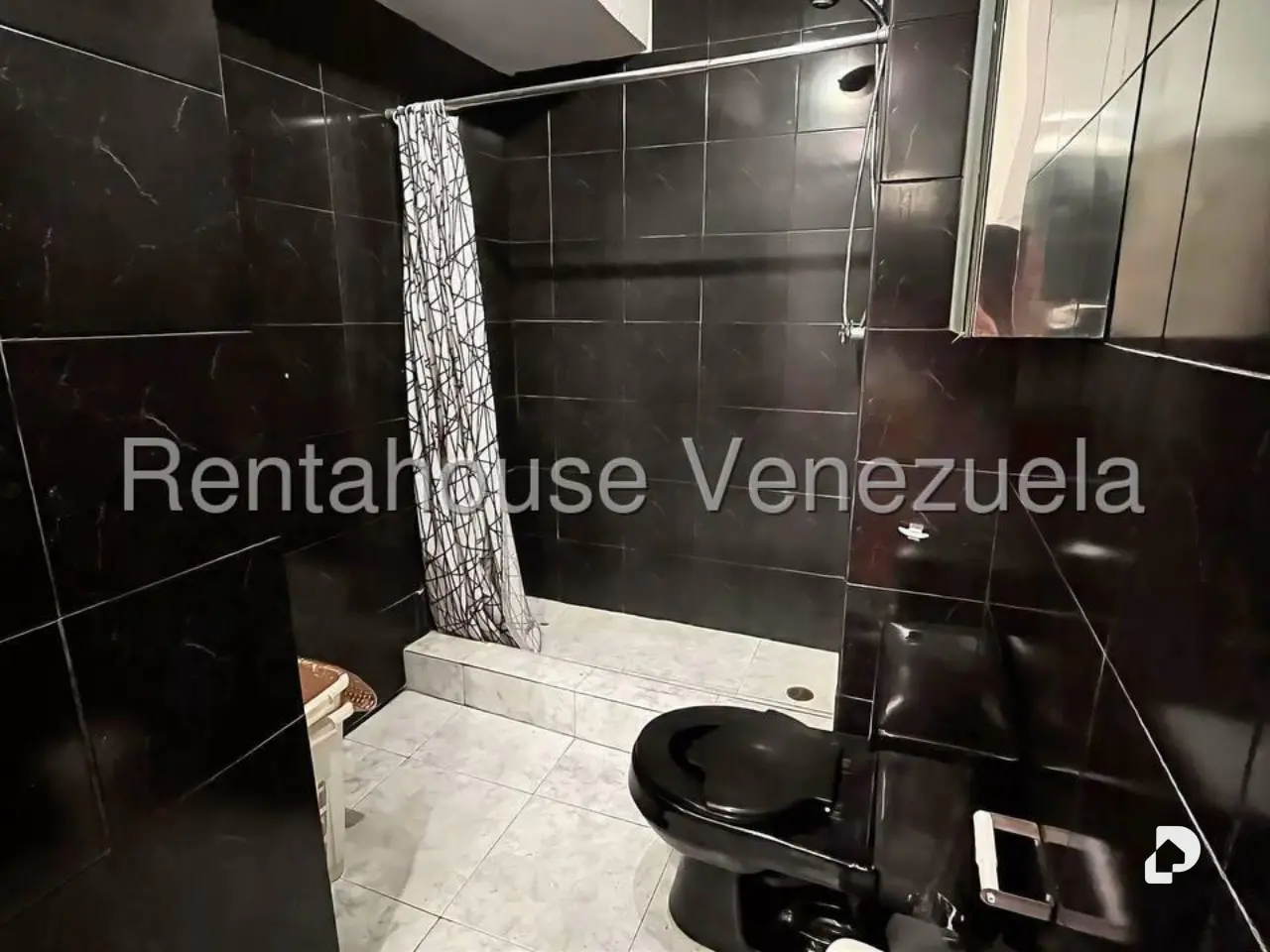 Apartamento en La Urbina, Caracas – 15