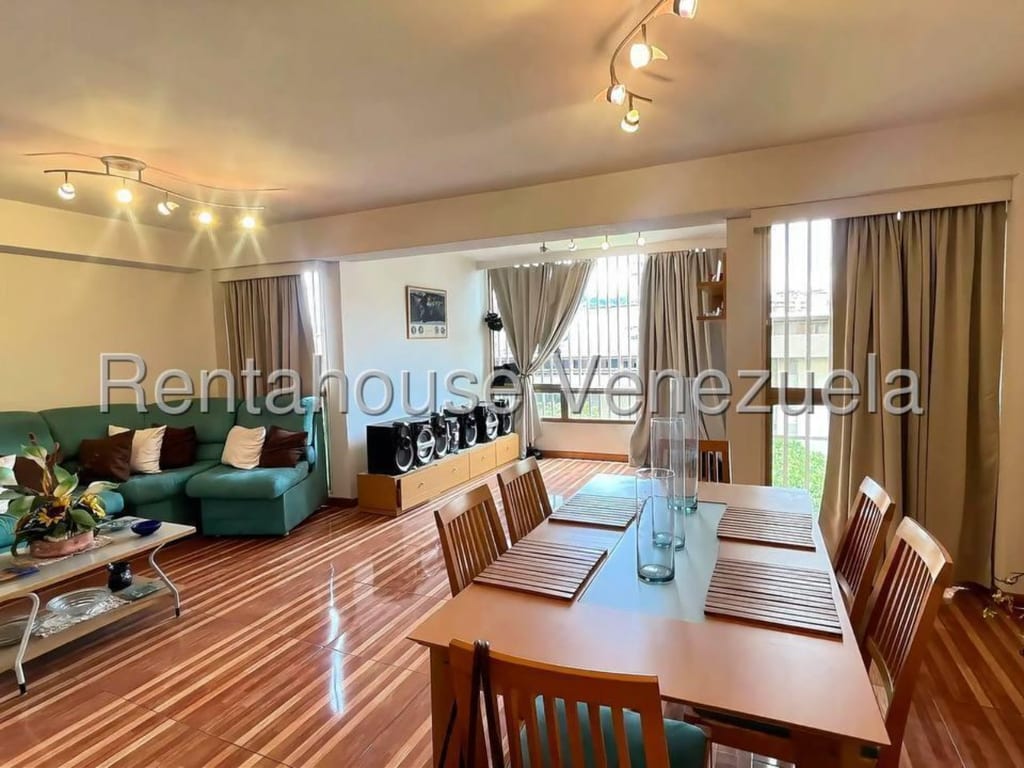 Apartamento en La Urbina, Caracas - 1
