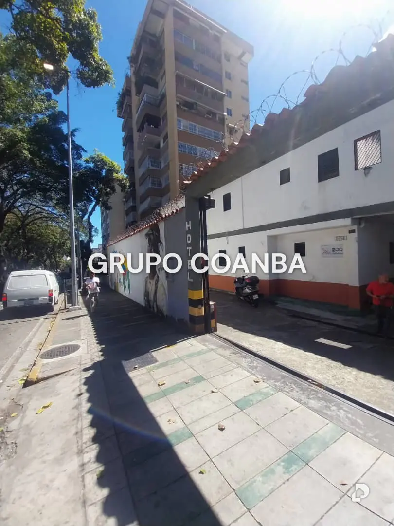 Edificio en La Florida, Caracas – 1