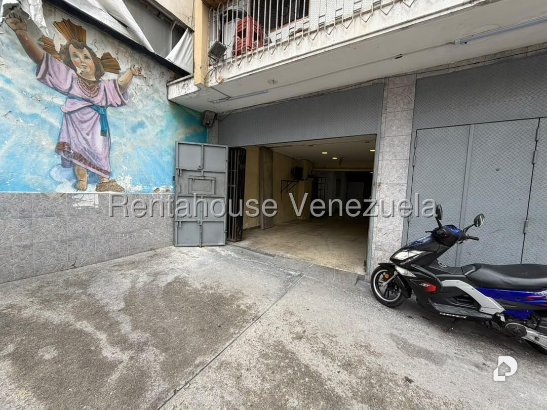 Local comercial en Parroquia La Candelaria, Caracas – 1