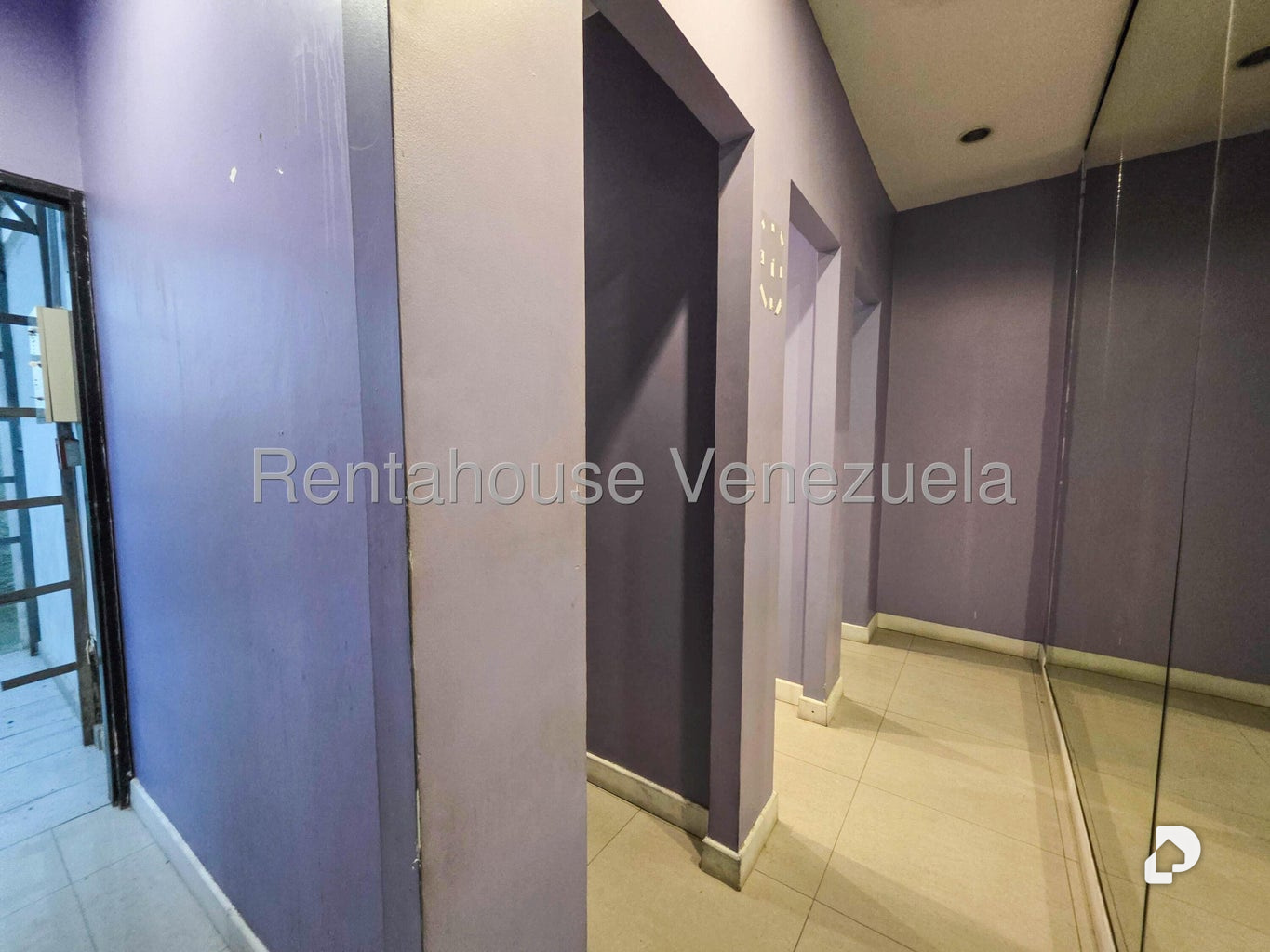 Local comercial en Los Dos Caminos, Caracas – 10