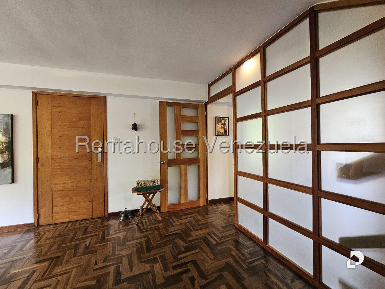 Apartamento en Santa Inés, Caracas – 25