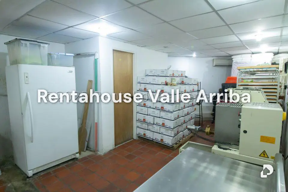 Local comercial en El Hatillo, Caracas – 8