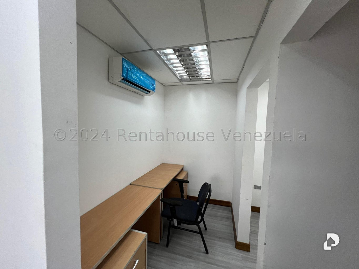 Local comercial en El Marqués, Caracas – 13