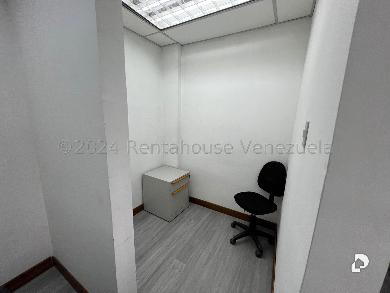Local comercial en El Marqués, Caracas – 15