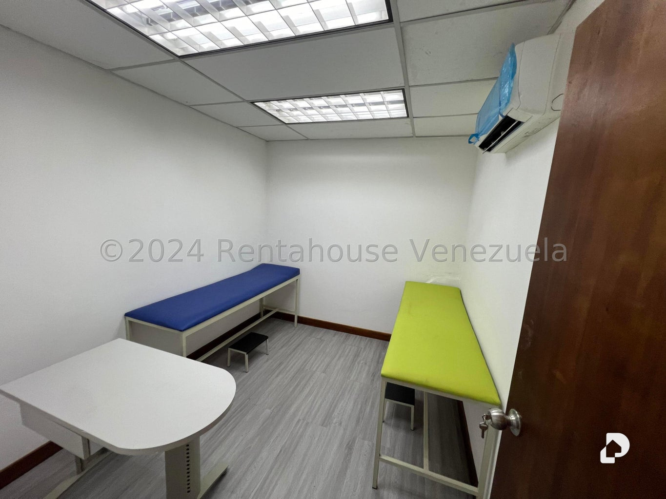 Local comercial en El Marqués, Caracas – 19