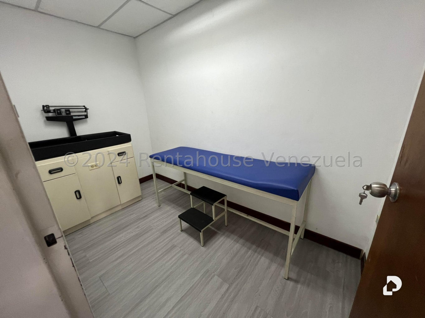 Local comercial en El Marqués, Caracas – 14