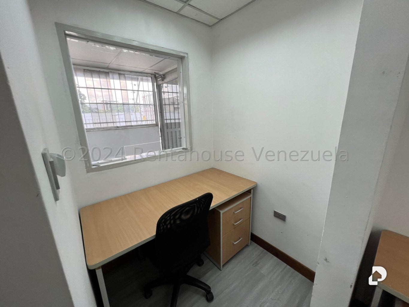 Local comercial en El Marqués, Caracas – 12