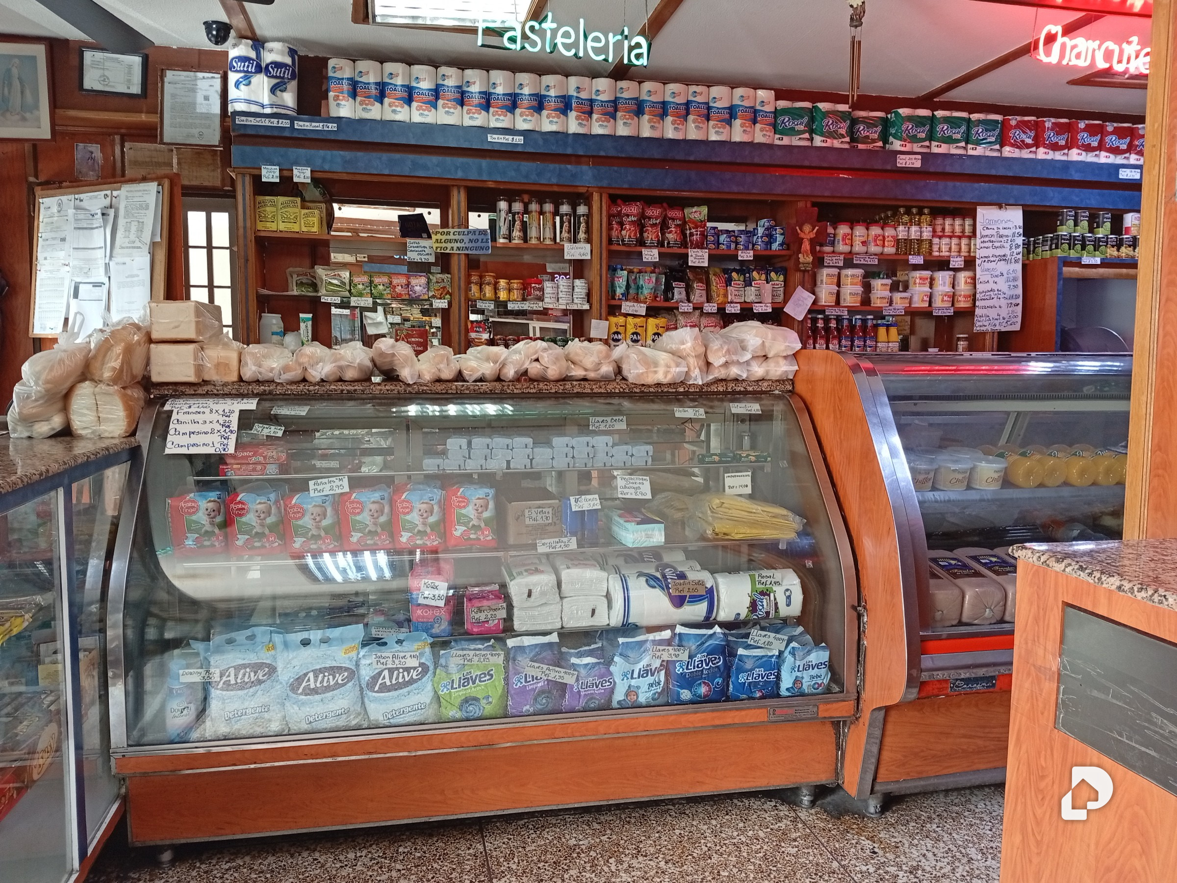 Commercial space in La Trinidad, Caracas – 3