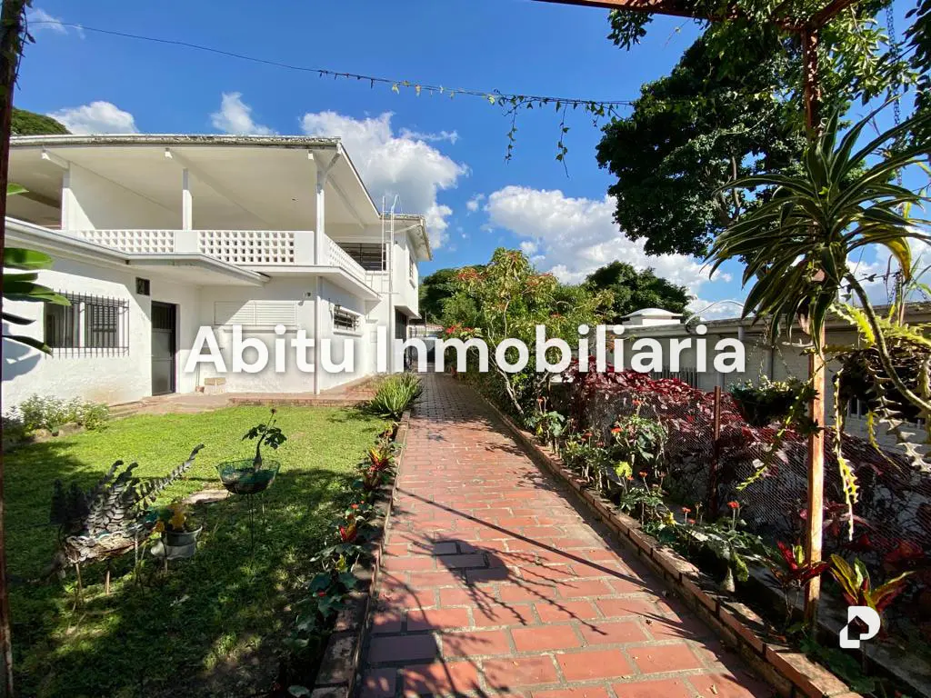 House in Altamira, Caracas – 3