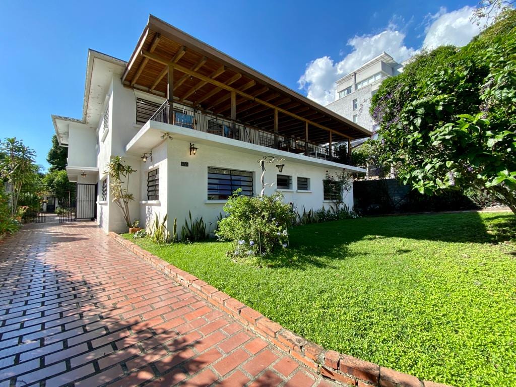 Casa en Altamira, Caracas - 1