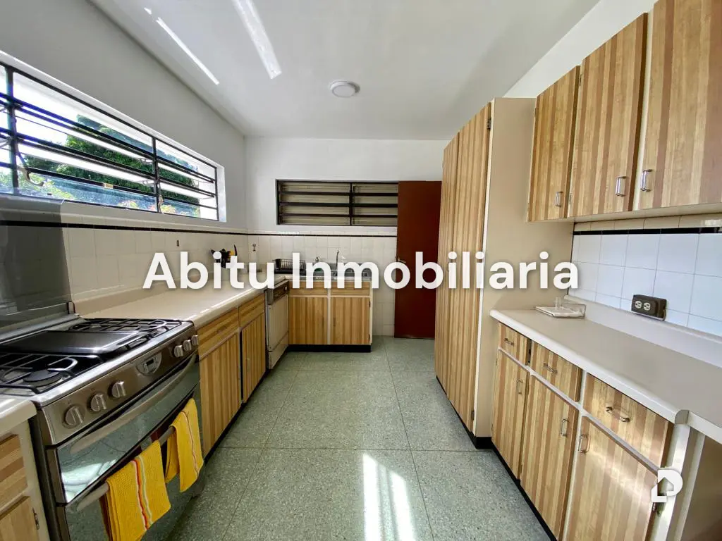 House in Altamira, Caracas – 11