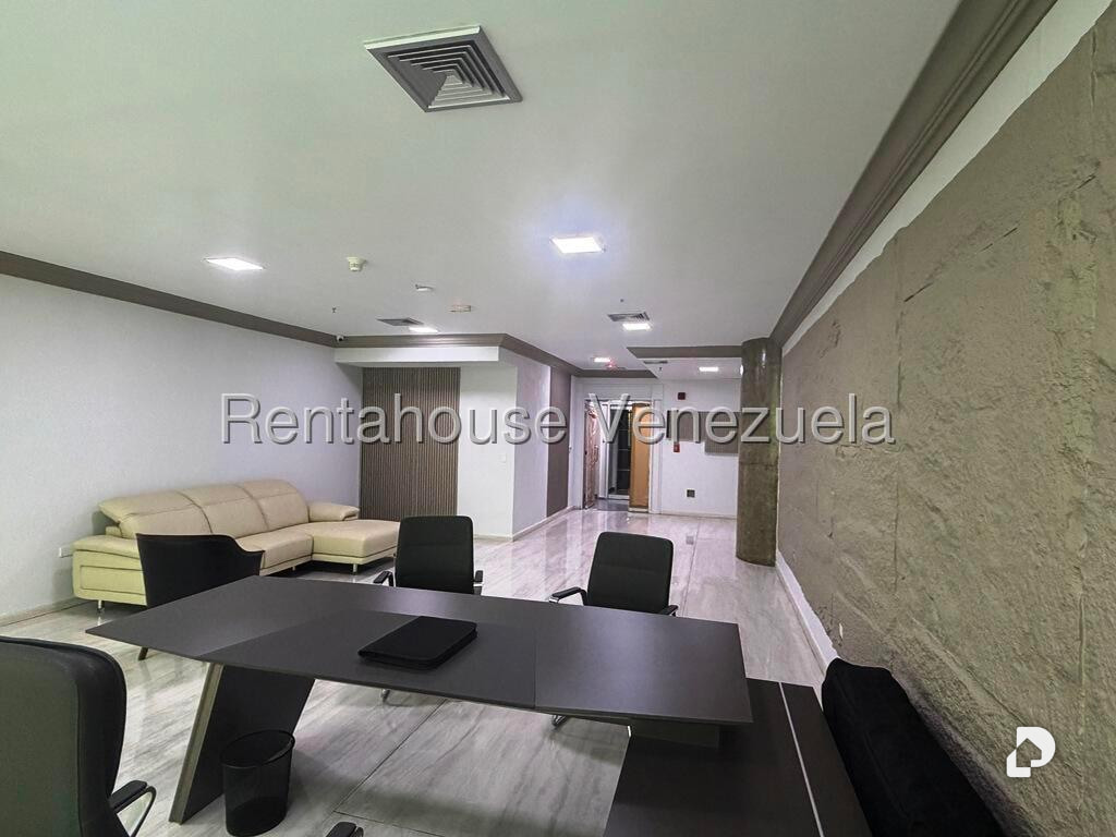 Oficina en Boleíta Norte, Caracas – 11