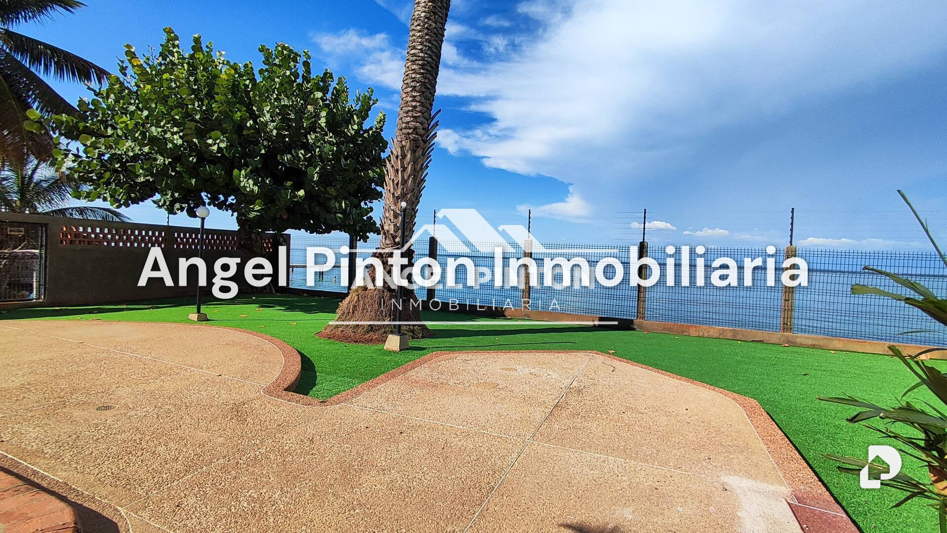 Casa en Avenida El Milagro, Maracaibo – 34